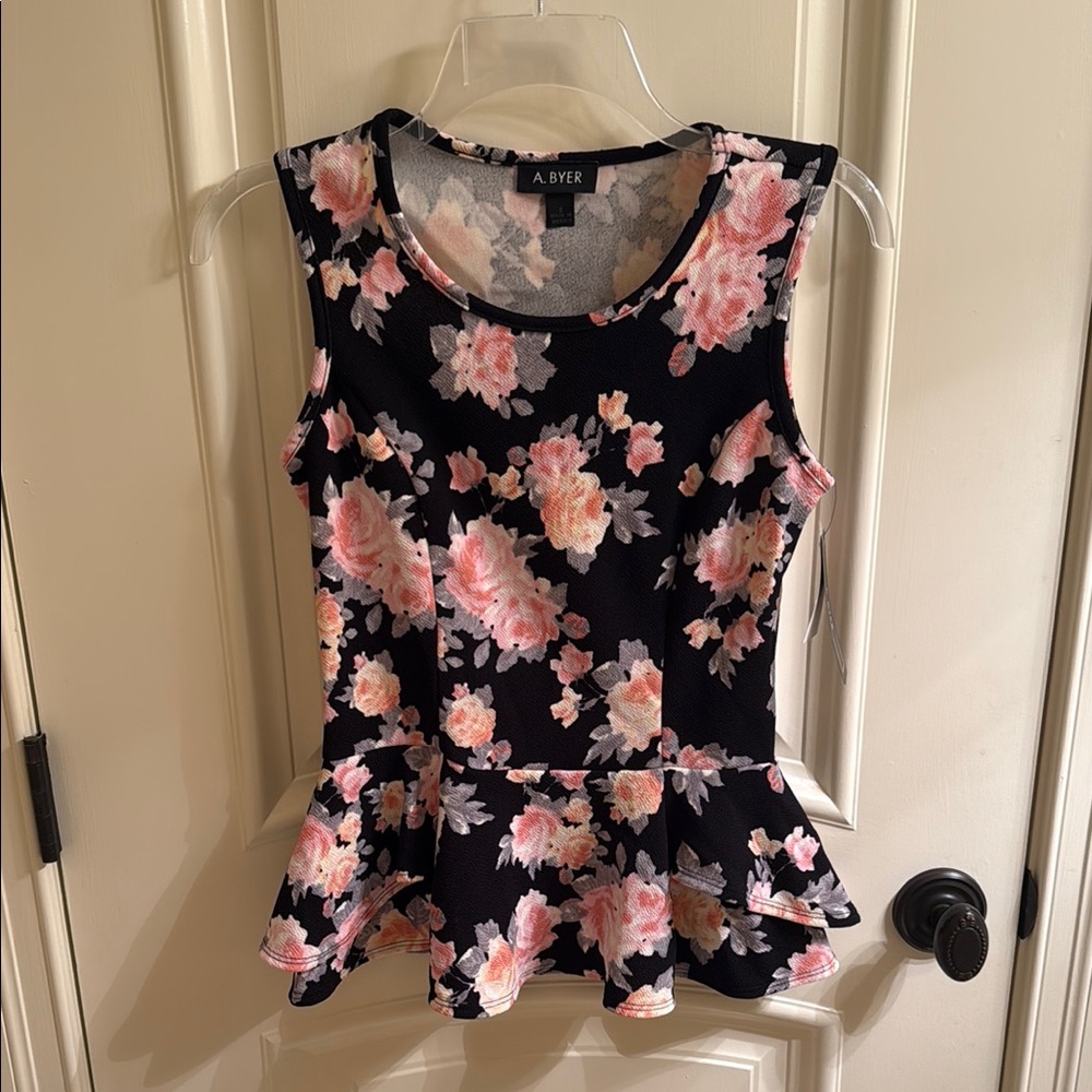 A. Buyer Pink Peplum Top Small